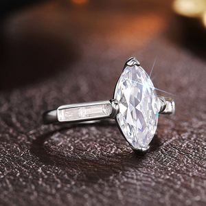Anello Punk Marquise Statement per Donne, Gioiello da Dito alla Moda e Trendy - Product Image 6