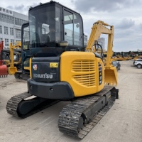 Excavatrice compacte Komatsu PC55MR -2 -3 à bras court et zéro déplacement arrière pour travaux en espace restreint CE