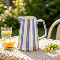 Pichet Citrouille en Céramique à Rayures Couleurs Personnalisées, Grès Classique Peint à la Main, 750 ml, Écologique, Coffret Cadeau, Vaisselle Décorative