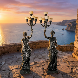 Escultura Funcional de Lujo con Diseño de Diosa de Bronce Sosteniendo la Luz, para Interiores Grandiosos, Estatua de Bronce - Product Image 2