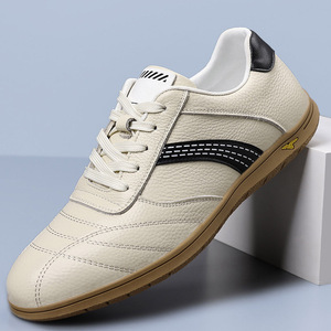 Zapatos Deportivos Blancos para Hombre, con Cordones y Estilo Slip-On, de Cuero Vacuno, con Suela de Goma Acolchada, Ligeros, Modernos, con Punta Cerrada - Product Image 1