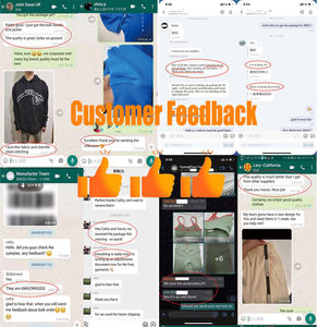 Conjunto Deportivo de Nylon Personalizado para Hombre, Chaqueta con Logotipo Bordado y Pantalones Cortos con Parches, Traje Ligero Resistente al Viento - Product Image 6