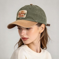 Cappellino Sportivo in Cotone Personalizzato con Logo Ricamato, Stile Retrò, Bicolore con Visiera Curva per Uso Quotidiano e Attività all'Aperto