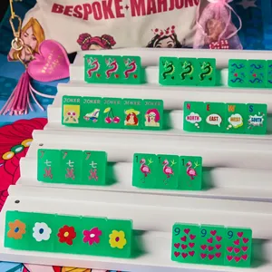 Jeu de Mahjong américain en acrylique translucide vert Pop Art, personnalisable en usine - Product Image 2