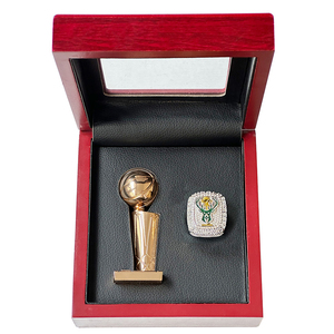 N.B .. 2021 <span class=keywords><strong>Milwaukee</strong></span> <span class=keywords><strong>Bucks</strong></span> Championship Ring Juego de trofeos de baloncesto, anillo de moda deportivo de alta calidad Aniversario coleccionable - Product Image 2