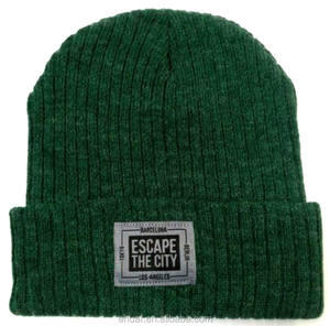 Bonnet de haute qualité en tricot doux et uni pour adulte, étiquette tissée pour <span class=keywords><strong>escape</strong></span> the city - Product Image 3