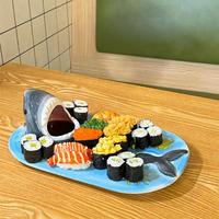 Nouvel ensemble d'assiettes à sushi en céramique Thème Requin, Plateau de service sur le thème de l'océan avec bol à sauce soja tête de requin et bol à chips et sauce, Vaisselle