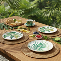 Service de table en céramique de luxe à motifs de feuilles tropicales, bord doré, assiettes, bols, tasses à thé et soucoupes en porcelaine fine personnalisée, formes variées