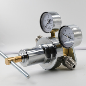 Régulateur de pression d'air Yqk 12 1.6 6Mpa avec entrée et sortie parallèles pour utilisation avec l'air - Product Image 1
