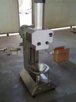 Machine à peler les noix de coco automatique commerciale à succès avec fonction anti-perforation, haute efficacité, rapide et sûre pour l'élimination de la peau de noix de coco HJ-CAX5