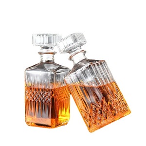 <span class=keywords><strong>Carafe</strong></span> en verre cristal carrée épaissie classique pour <span class=keywords><strong>whisky</strong></span> et brandy, 750 ml, bouteille décanteur en verre pour vin - Product Image 5
