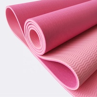 Tapis de yoga personnalisé en TPE confortable double couche 183*61cm * 0.6cm sangles de transport avec logo gravé au laser 183*61cm * 0.6cm tapis de yoga double