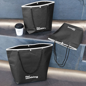 Bolsa de Mano de Tela No Tejida Moderna con Botón a Presión, Bolsa de Compras para Tienda de Ropa, Bolsa para Ropa con Logotipo Impreso - Product Image 1