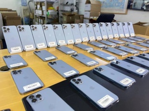 Bán Buôn Thứ Hai Tay 99% Mới Cho <span class=keywords><strong>Iphone</strong></span> 11 64GB Ban Đầu Và LTE Di Động Với Duy Nhất Sim Giá Thấp Sử Dụng Thiết Bị Điện Tử - Product Image 4