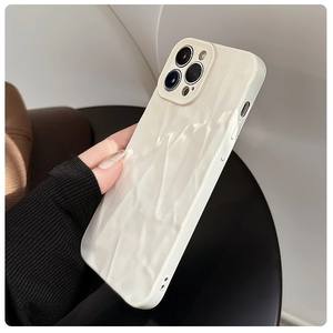 Coque tactile pour iPhone 16, protection intégrale de l'objectif, silicone givré froissé, sensation premium pour Apple 14, coque souple pour 15. - Product Image 2