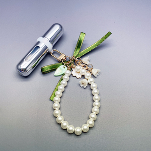 Bouteille de pulvérisation d'atomiseur de parfum rechargeable remplie de fond rond en plastique de luxe <span class=keywords><strong>vide</strong></span> de 5ml avec porte-<span class=keywords><strong>clés</strong></span> pour cadeaux - Product Image 3