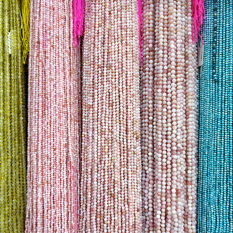 โอปอลสีชมพูเปรู