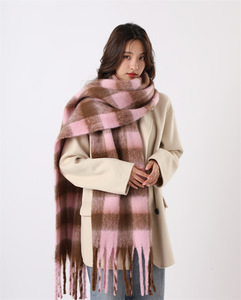 Sciarpa Invernale da Donna Oversize in Acrilico Spesso e Morbido, con Frange e Nappe, Stile <span class=keywords><strong>Plaid</strong></span>, Ideale per l'Autunno - Product Image 4