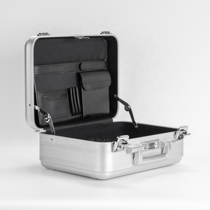 กระเป๋าเอกสารสำหรับแล็ปท็อปแบบชิ้นเดียวทำจากอะลูมิเนียมทั้งหมด พร้อมปรับแต่งขนาดและสีได้ บริการสร้างแบรนด์ OEM ให้บริการ ซับในแบบฟองน้ำ - Product Image 1