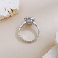 Anello di Lusso in Platino Pt950 con Diamante Coltivato in Laboratorio, Taglio Brillante a 4 Griffe, Design a Cubetto di Zucchero, Stile Amore Eterno