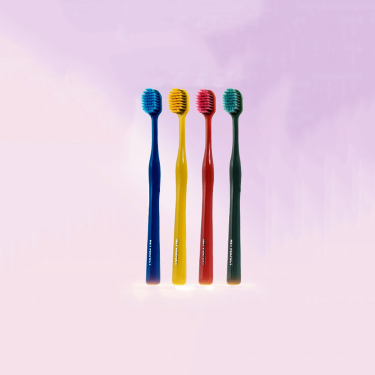 Brosses à dents à vitesse élevée, paquet de 10 (couleurs aléatoires)