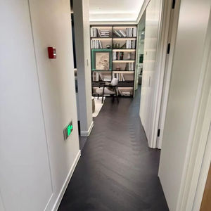 Suelo de Madera Natural Ecológico de 15 mm de Grosor, Diseño Moderno para Interiores, Instalación con Sistema de Clic, Garantía de 5 Años, Resistente al Desgaste - Product Image 1