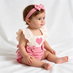 Ensemble 2 pièces pour bébés filles, motif nœud 'Love', manches volantées, tenue d'été avec débardeur dos croisé et short, vêtements pour enfants - Product Image 4