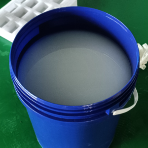 Fabrication de moules en silicone durci par addition de platine de qualité alimentaire Utilisé dans le processus de moulage pour la fabrication de créatures et de FX spéciaux - Product Image 2