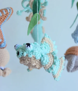 Móvil de bebé océano móvil de bebé de ganchillo náutico con medusas narval tortuga pulpo y caballito de mar - Product Image 5