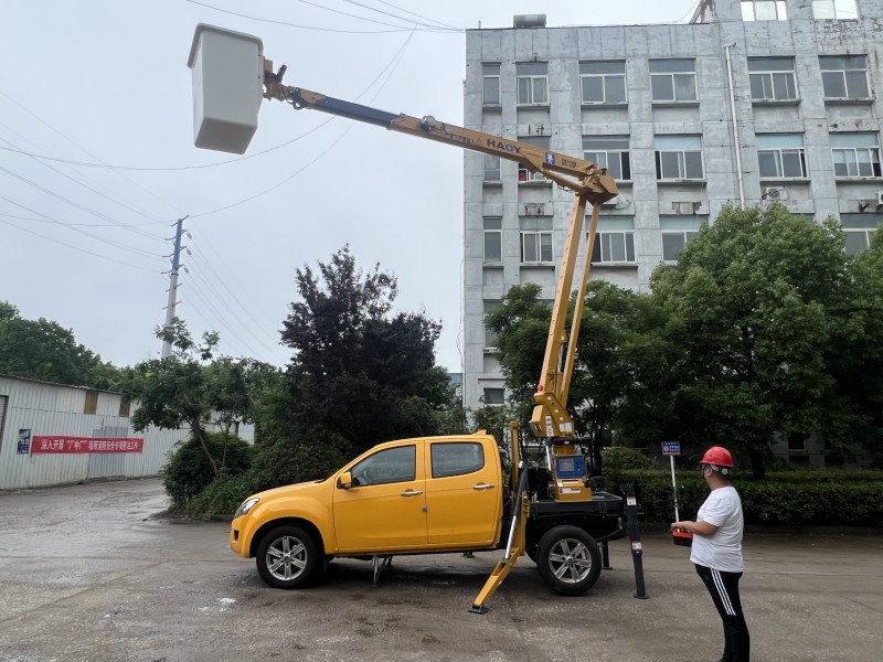 truck mounted aerial work platform