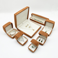 Élégante boîte à bagues de mariage en velours et perles, ensemble de 7 pièces, coffret à bijoux couleur café, cadeau pour magasin de luxe, boîte incluse
