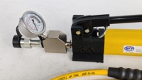 Equivalente a ENERPAC FSH-14 K, Separador Hidráulico de Bridas de 14 Toneladas, 700 Bares, Apertura de 80 mm, Kit Separador de Cuñas Tipo Dividido