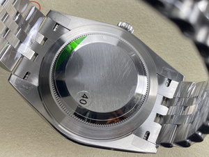 Reloj Luminoso de Alta Calidad, Resistente al Agua, 41 mm, Fábrica VS V2, Acero 904L, Movimiento 3235, Verde Menta, Reloj de Buceo - Product Image 5