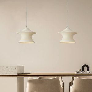 โคมไฟห้อยเพดานสไตล์นอร์ดิกมินิมอลสีครีม ดีไซน์ดั้งเดิม โคมไฟสไตล์โมเดิร์นวาบิซาบิ สำหรับบาร์ - Product Image 1