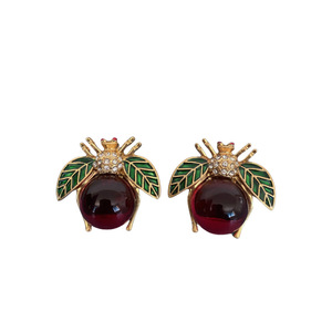 Boucles d'oreilles <span class=keywords><strong>vintage</strong></span> individuelles et élégantes en forme d'insecte, boucles d'oreilles rétro en cristal rouge en forme de <span class=keywords><strong>coccinelle</strong></span> - Product Image 5