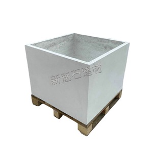 Nuevo Macetero Cuadrado de Hormigón con Acabado Natural Magic Stone GRC, Tamaños Personalizados, Jardinera para Exteriores, de Pie - Product Image 1