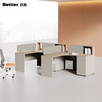 Ensemble de mobilier de bureau modulaire moderne en bois massif : table de direction, bureau pour personnel, poste de travail en îlot, table de conférence
