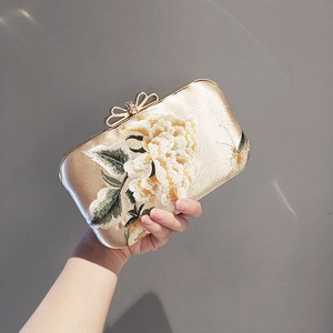 Ladies Peony Embroidery <b>Wedding</b> <b>Clutch</b> Bag Popular Evening Bag Chain Women's Shoulder Bag - Product Image 4