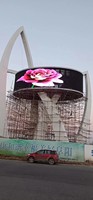 Écran LED transparent à haute transparence P3.91 Écran LED pour centre commercial P3.91 Voir à travers l'affichage à LED pour mur LED en verre