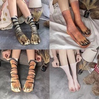 Chaussettes créatives en forme de pattes 3D, impression par transfert thermique, motif de dessin animé, code numérique imprimé, pieds amusants, chaussettes stéréoscopiques