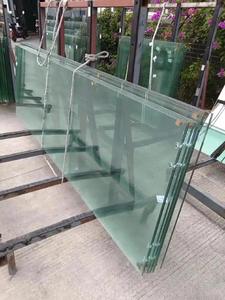 Verre plat laminé trempé de sécurité isolant pare-balles solaire alvéolaire de 3mm à 19mm pour fenêtres d'hôpitaux, portes, murs rideaux et douches - Product Image 5
