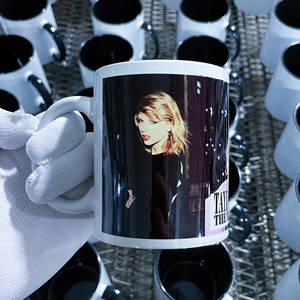 Taza Blanca <span class=keywords><strong>para</strong></span> Sublimación de 11 oz, Grado <span class=keywords><strong>AAA</strong></span>, Taza de Café de Cerámica con Revestimiento Blanco, Transferencia de Calor, Impresión de Logotipo Personalizado, Suministro al por Mayor - Product Image 1