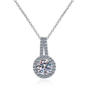 Vente en gros de pendentifs Moissanite en diamant pour femme en argent sterling 925 certifié Gra Collier Moissanite Bijoux de fiançailles - Product Image 1