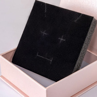 Boîte cadeau magnétique personnalisée avec logo en relief pour bracelet et bague, en matériaux recyclés, avec insert en mousse de velours pour parfum et foulard