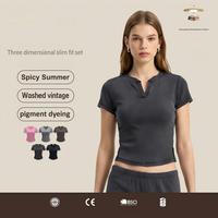 Kaos Wanita Slim Fit Streetwear Katun Kaos Grafis Y2K Crop Top untuk Wanita Musim Panas Kaos Dasar Grosir