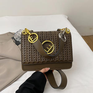 Sacs messagers pour femmes en gros directement de l'usine, sacs à bandoulière minimalistes pour femmes, sacs fourre-tout tissés de créateur - Product Image 2