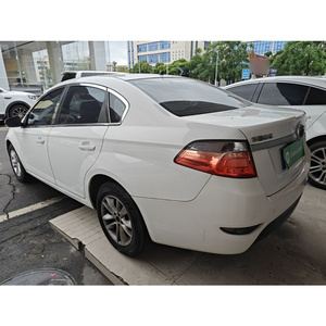 <span class=keywords><strong>Auto</strong></span> Usado Guazi, Brilliance H330 <span class=keywords><strong>2013</strong></span>, Descuento por Compra al por Mayor, Motor de Combustión a Gasolina, Automático, Sedán de 5 Plazas, Volante a la Izquierda - Product Image 4