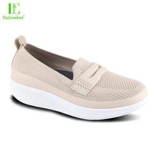 Calzado ortopédico de alta calidad Cómodo transpirable Plantilla de soporte de arco Zapatos de diabetes <span class=keywords><strong>para</strong></span> <span class=keywords><strong>damas</strong></span> - Product Image 5