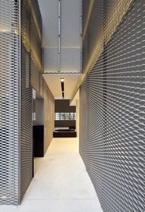 Panneau mural en aluminium moderne anodisé anti-corrosion pour revêtement extérieur de bâtiment, taille personnalisable - Product Image 2