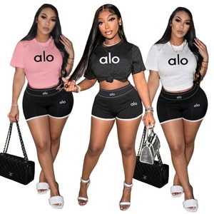 Y71639 Nuovo Set Estivo da Donna: T-shirt a Maniche Corte e Pantaloncini Sopra il Ginocchio, Casual, Traspirante, con Stampa a Lettere, Moda Sportiva - Product Image 1